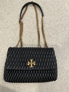 Authentic Tory Burch Black Quilted Twist Leather Shoulder Bag with Gold Logo